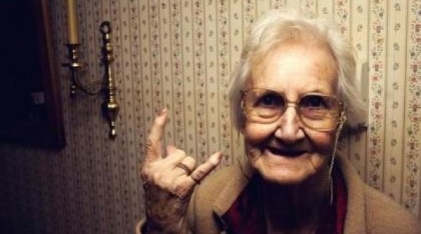 rocking_grandma