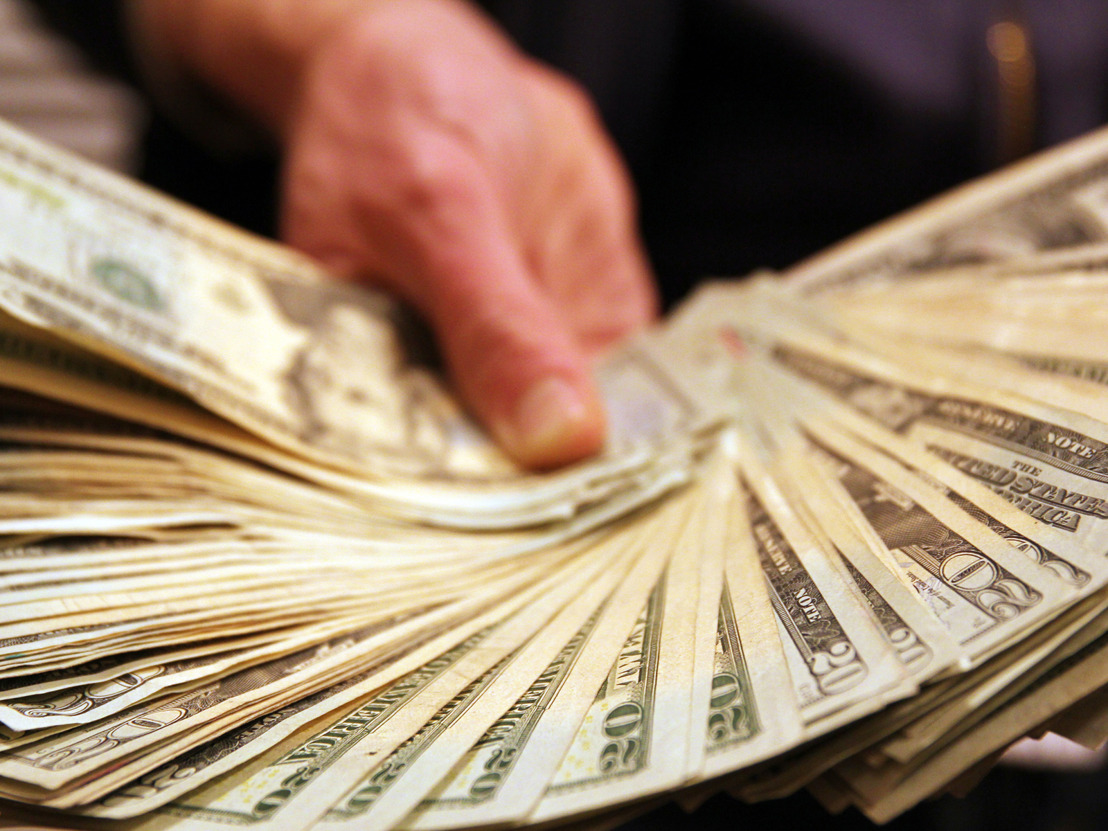 Betegséget terjeszthet a készpénz