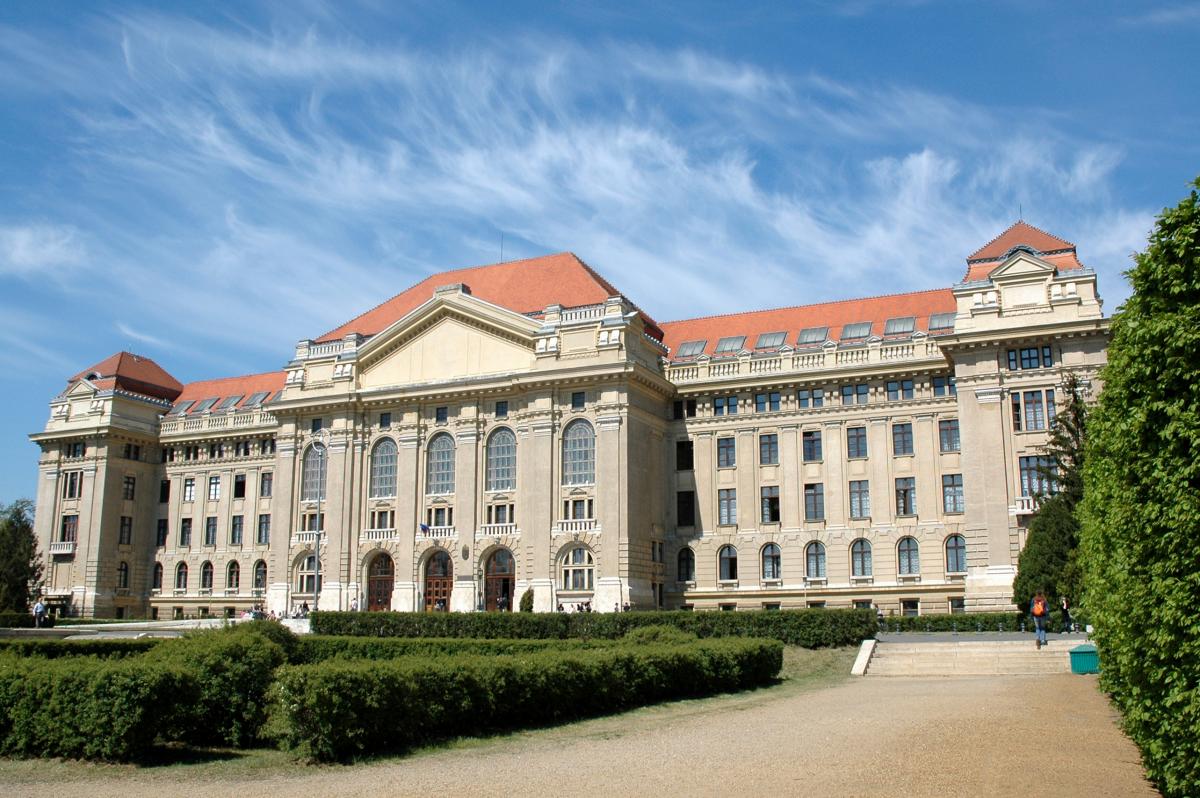 Kik az egyetemi kancellárok?