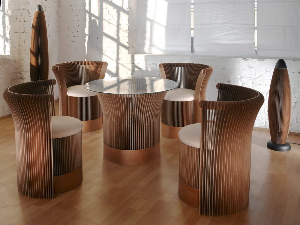 Dizájn fotelek kartonból?