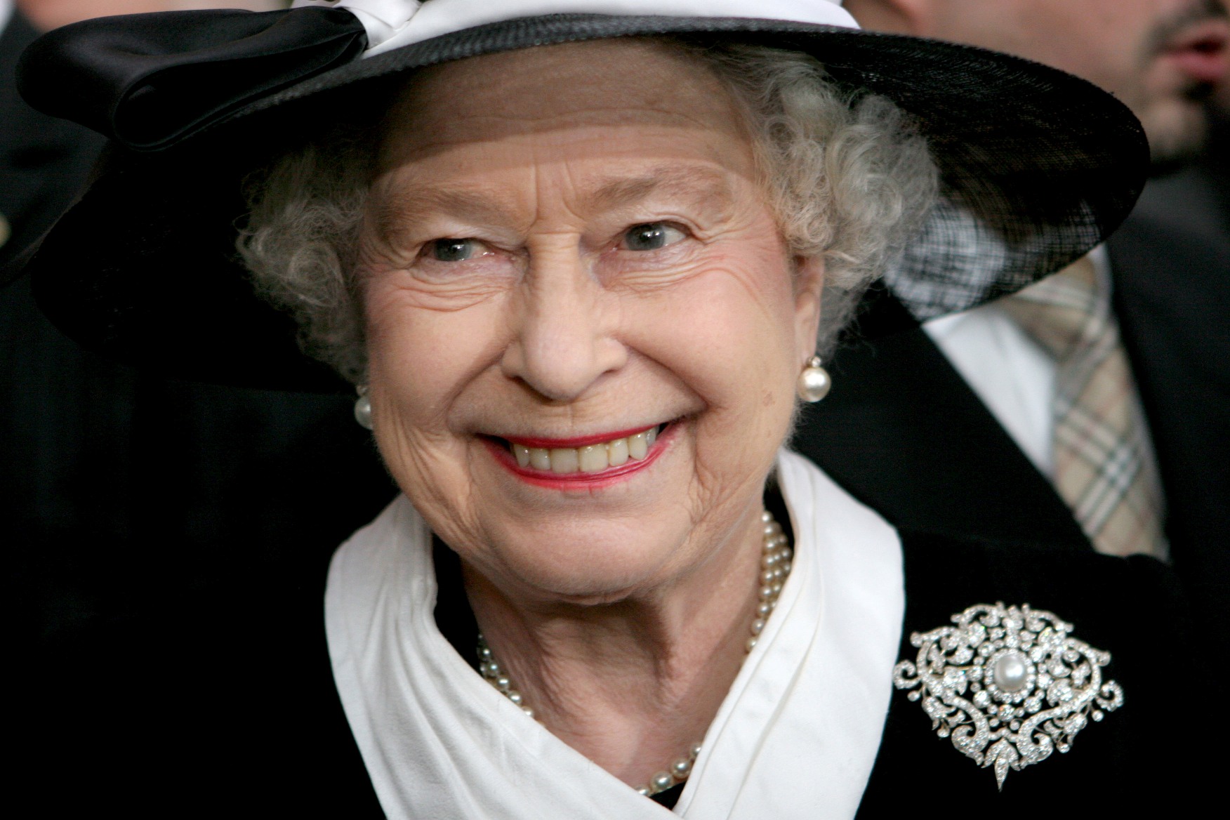 Holnap kiderül, hogy lemond-e trónjáról a britek királynője