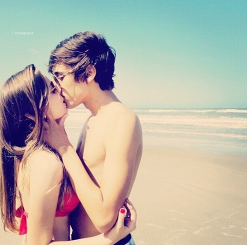 Milyen az első csók?