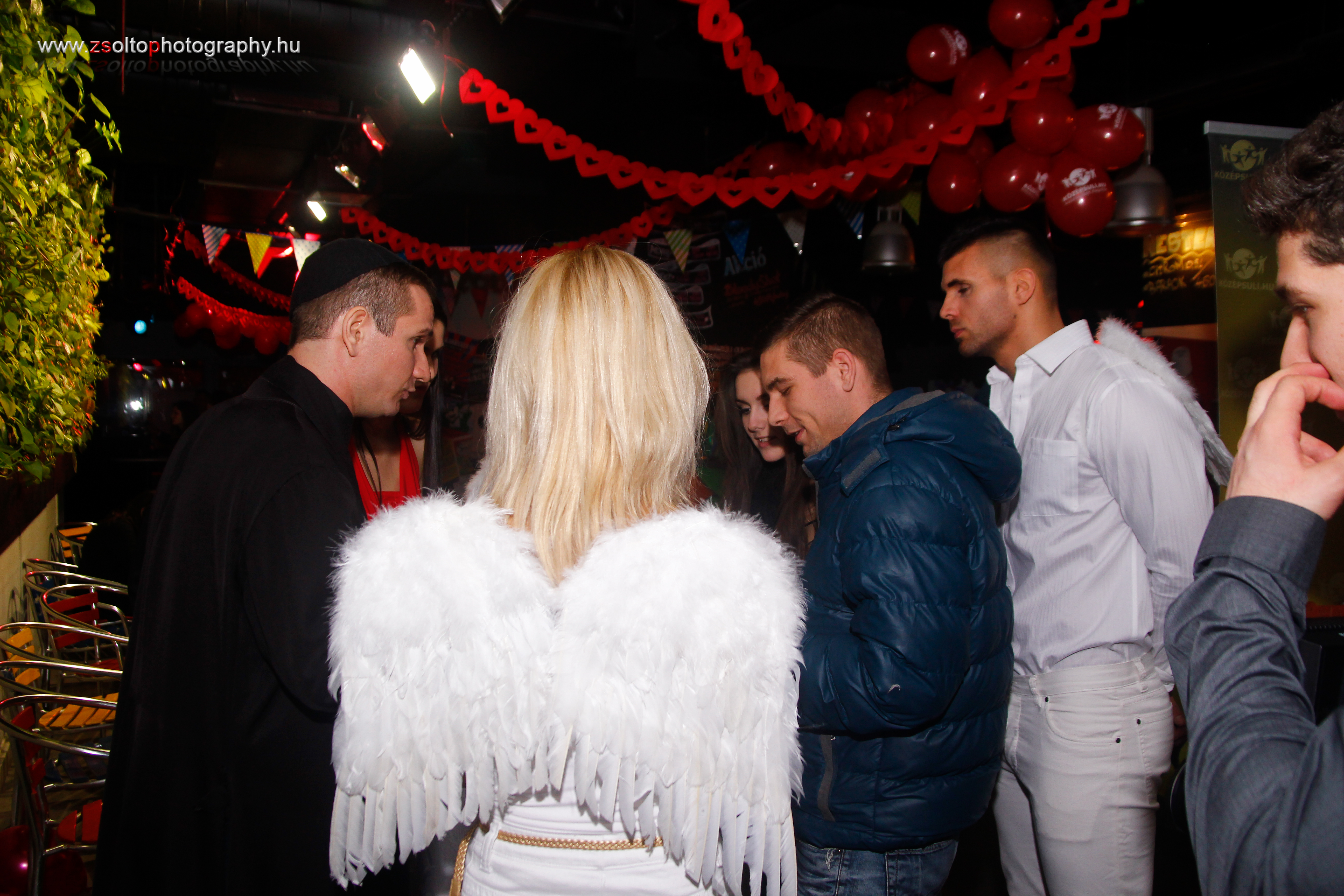 Ha szingli vagy, kérd az angyalok segítségét!