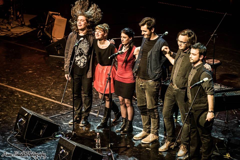 Miről mesél a Zombori zenekar?