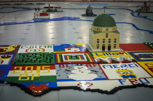 180 négyzetméteres LEGO térkép az Utazás Kiállításon