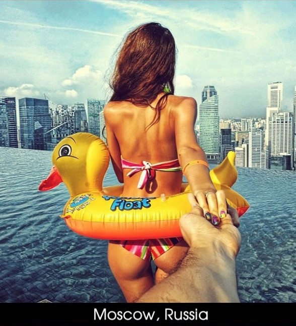 A lány, aki körbeutazta a Földet barátjával – Kicsit másképp