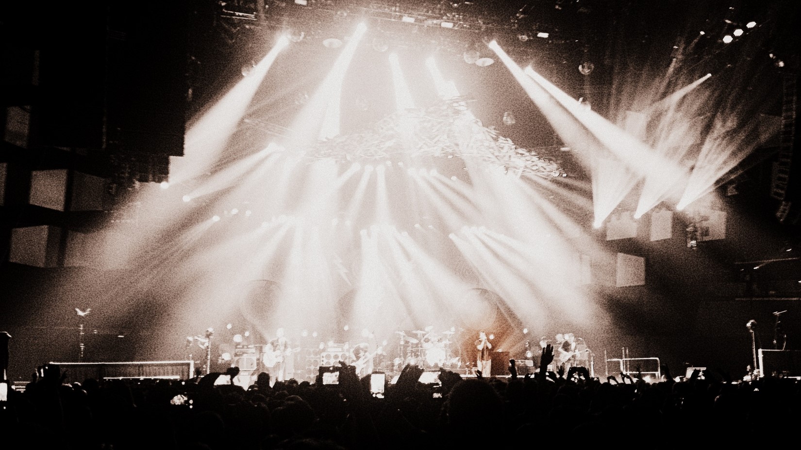 A Cseh Tamás Program poptörténeti talkshowjában Nagy Feró és Lojzi beszéltek azokról a régi csibész időkről…