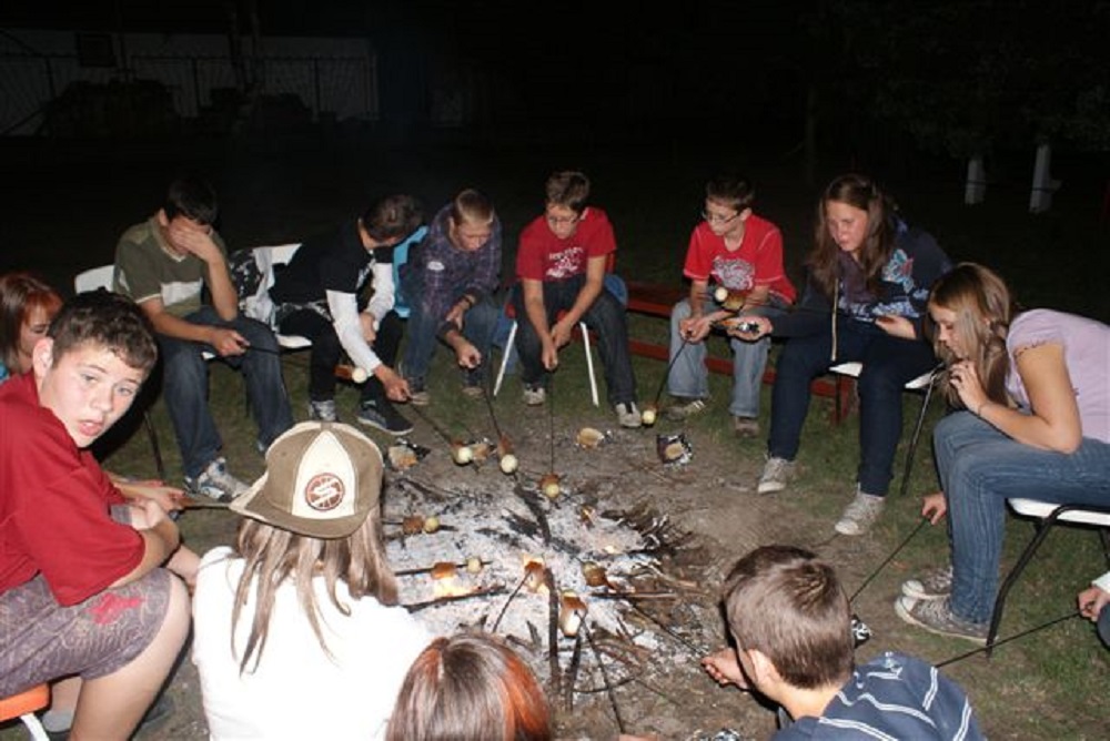 Mire ügyelj az erdei szalonnasütésnél, ha ott ünnepelnéd meg az érettségi végét