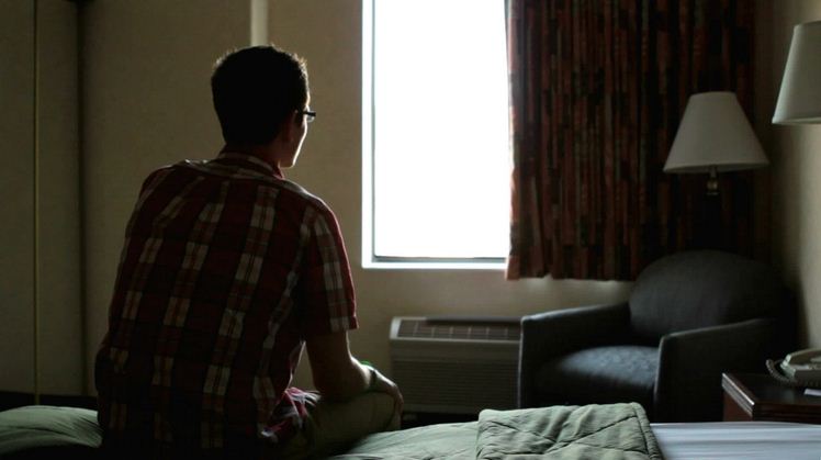 Szülő külföldön – “Középiskolásként egyedül élek”