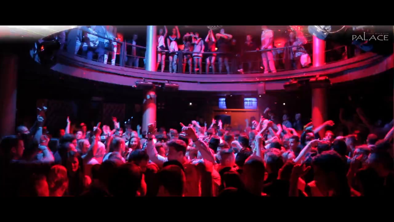 A Középsuli csapata fergetegeset bulizott a siófoki Palace Dance Clubban!