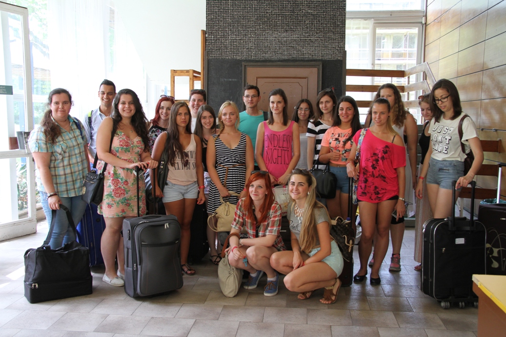 Megérkezett a nagy csapat – Elkezdődött a siófoki kiruccanás