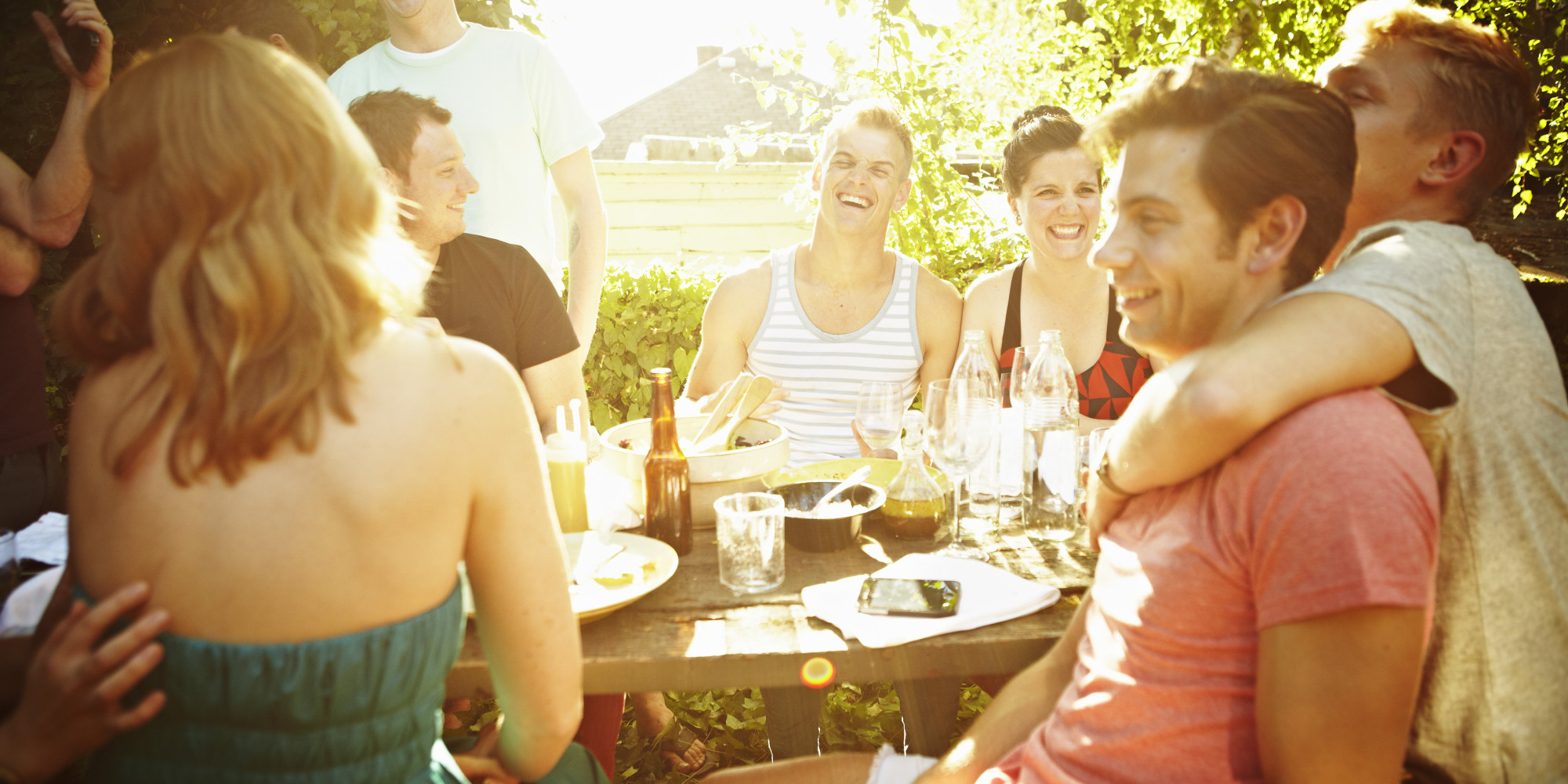 Egyedül érzed magad? Rendelj hivatásos barátot