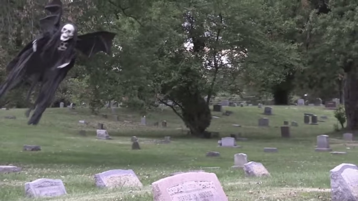 Így ugraszd ki a haverokat a bokorból