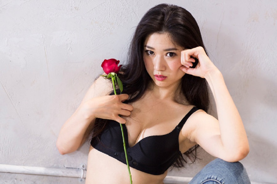 Mellnagyobbítás helyett légmelltartó – Pasiknak is?!