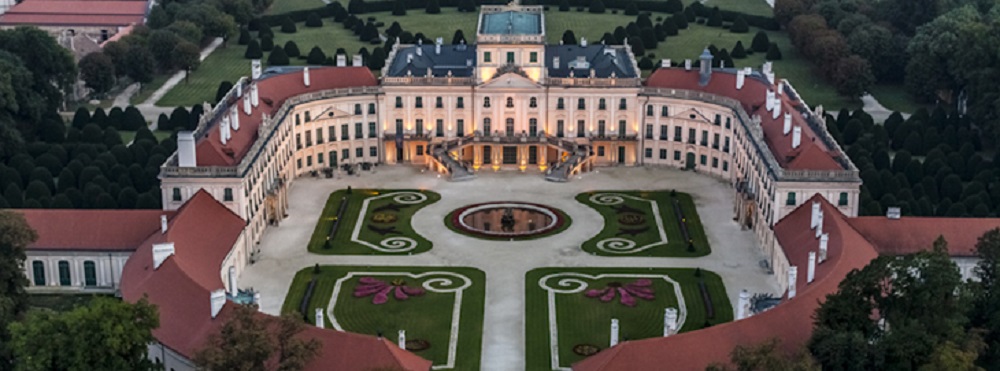 A határon túlról is várja látogatóit a fertődi Esterházy-kastély
