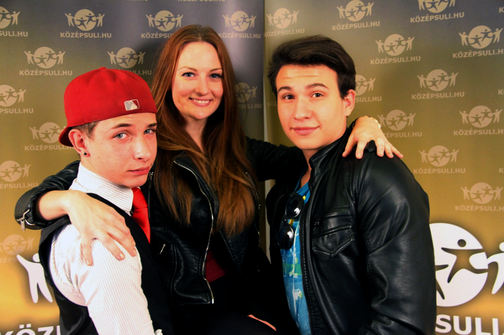 A “névtelen oltogatók” Ask.fm kérdezz-felelekje Középsuli Barbival, Bendével és Olivérrel