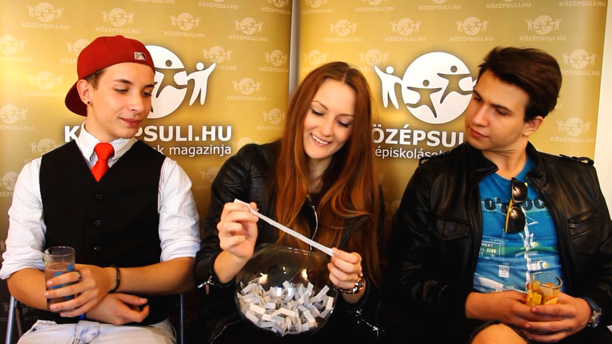 Mit szóltak Középsuli Olivér tanárai hajához?