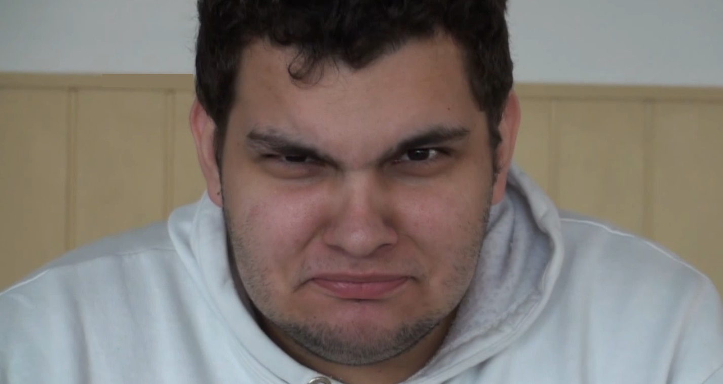 Megkóstoltuk a menzakaját! – KÖZÉPSULI TV