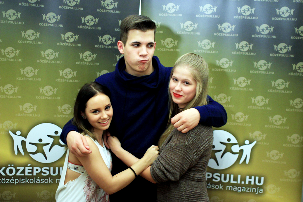 Eszti fényképeket tart a telefonján Olivérről? – Ask.fm kérdezz-felelek