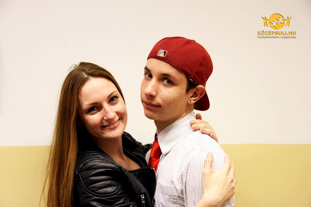 5 módszer, ahogyan NE kérj autogramot / közös képet egy Középsuli-szereplőtől!