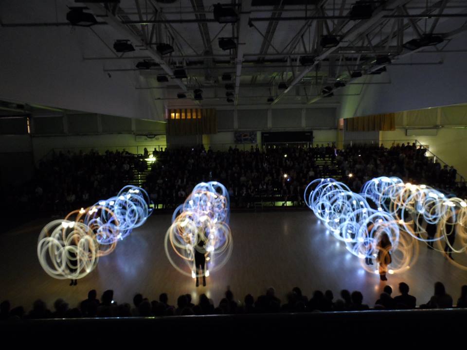 Fényár a szalagavatón