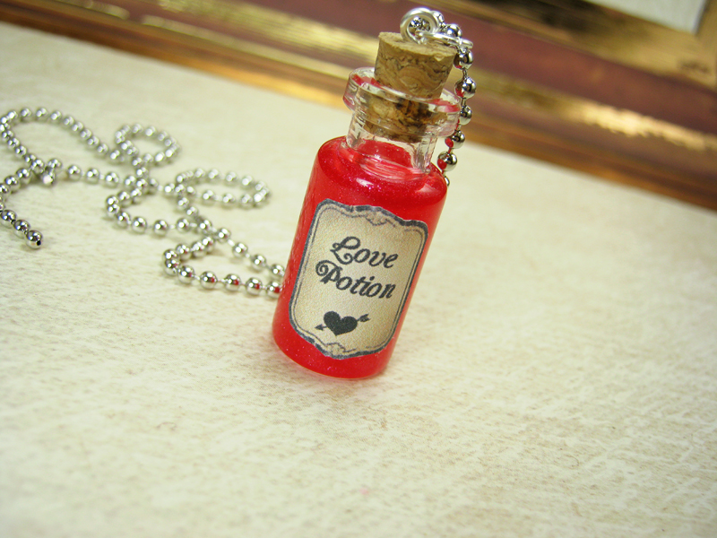 Nem sokára kapható a szerelmi bájital?