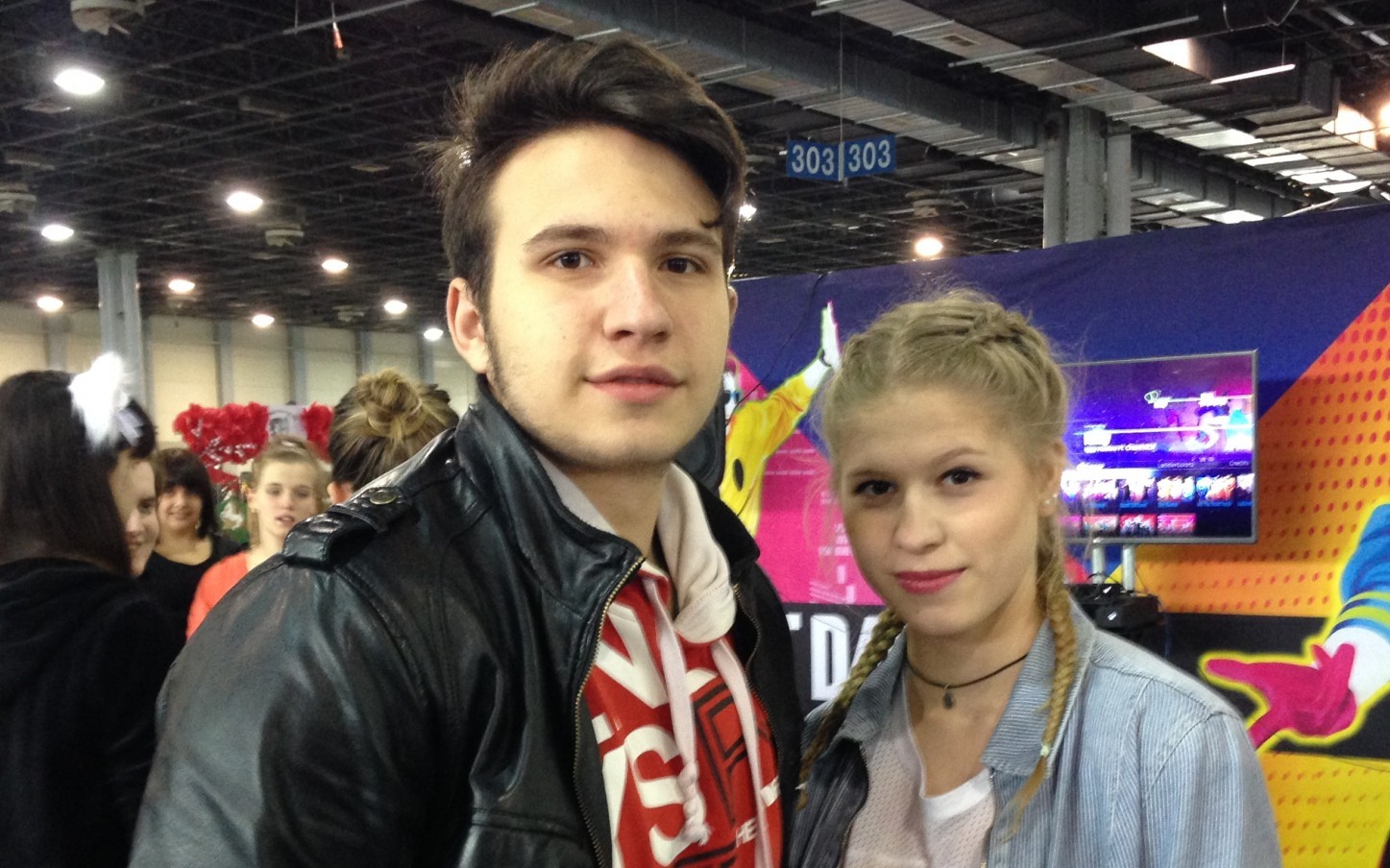 Így táncolt Bende és Eszter konzol előtt – KÖZÉPSULI TV