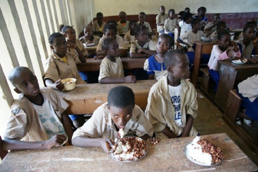 Név szerint közli a rádió az érettségi eredményeket Kongóban – interjú