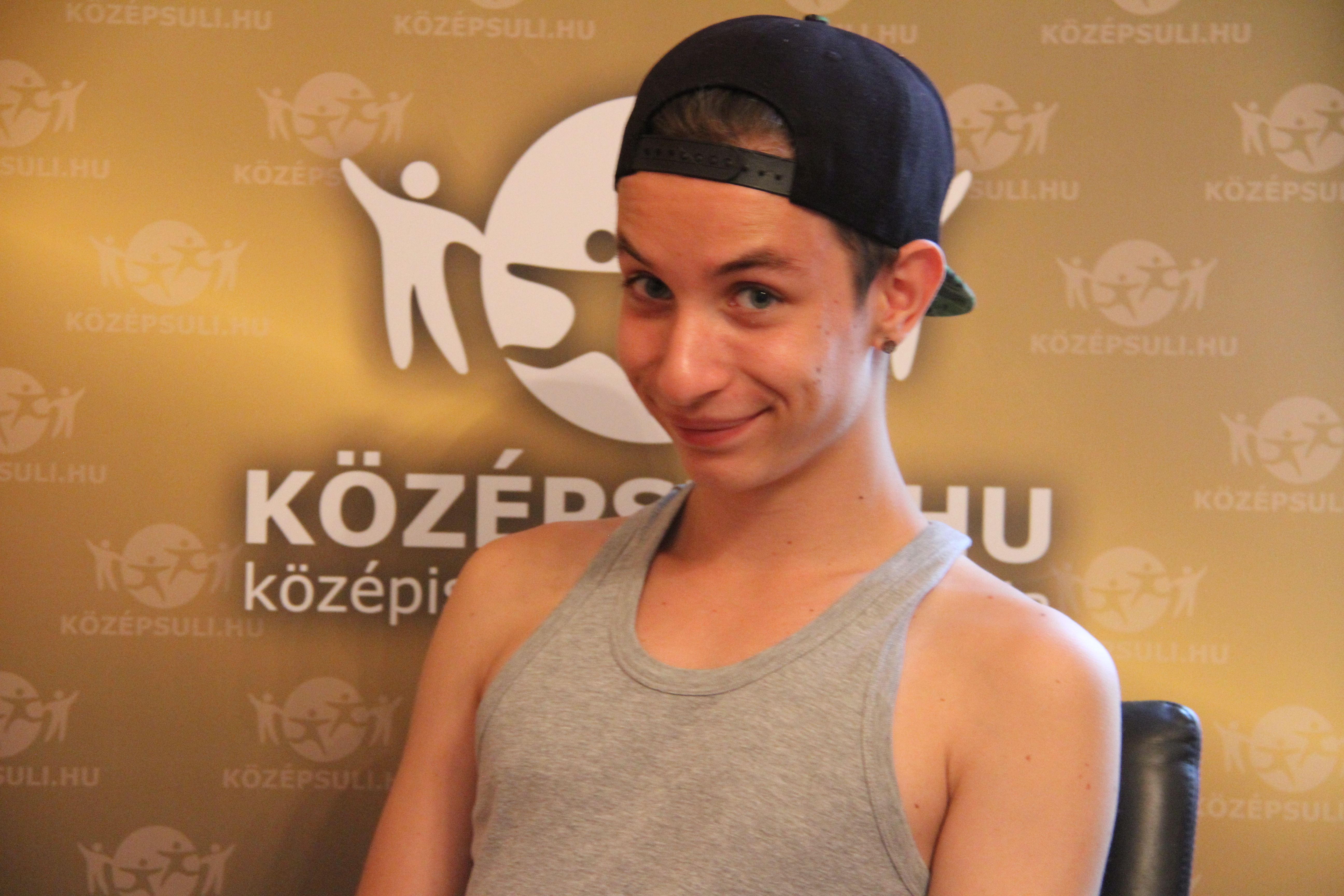 Most eláruljuk! – Olivér miért egy láthatatlan krokodil?! – Középsuli TV