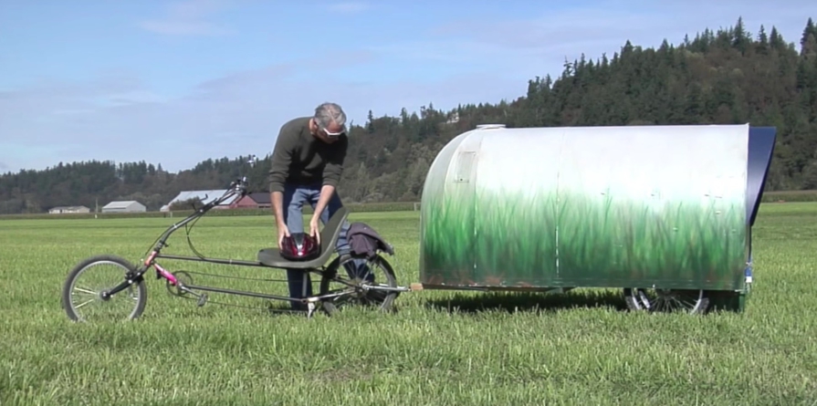 150 dollárból csinálhatunk saját biciklis lakókocsit