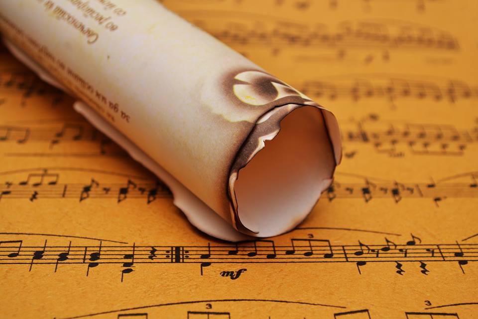 „Barcelonában áll egy kis ház és a sarkán van egy kis kávéház…” – interjú Bolba Lajossal