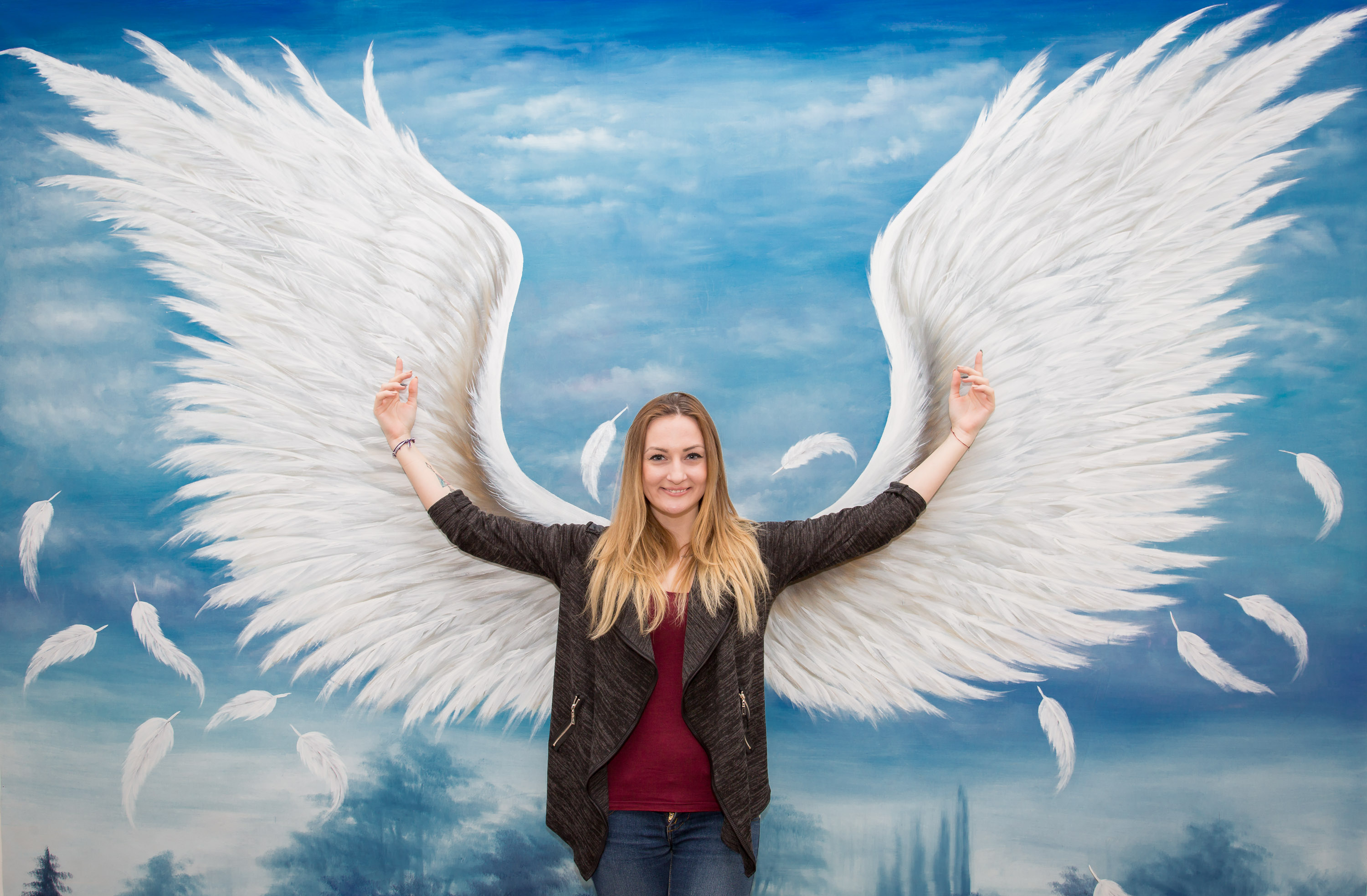 Barbi angyallá változott, miközben Zsanett kirabolt egy bankot. Hogyan történhetett mindez?