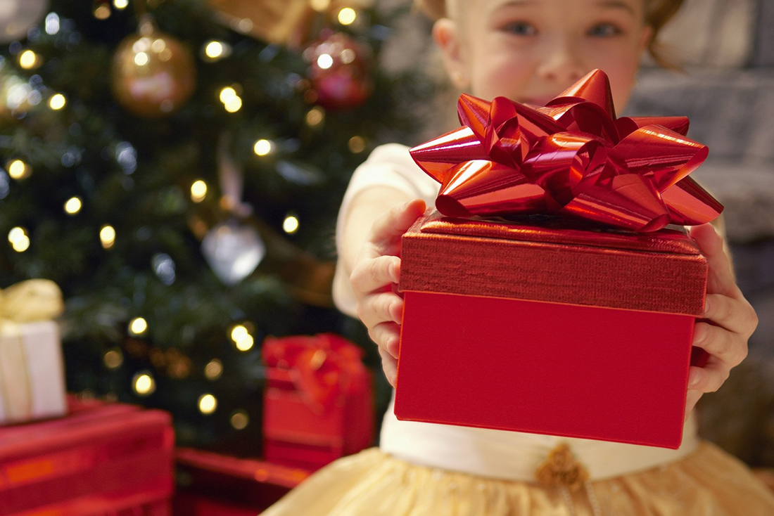 Nem tudod mit vegyél szeretteidnek karácsonyra? – 5 tipp az utolsó hajrához!