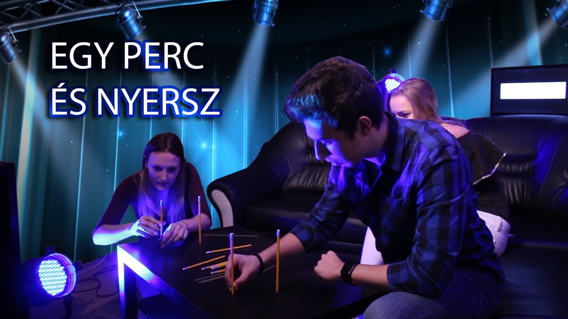 Ügyességi játékok a Középsuli szereplőivel