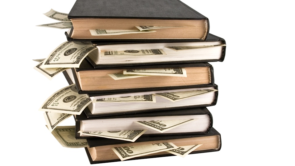 Több pénzt keres, akit gyerekként sok könyv vett körül – állítja egy tanulmány