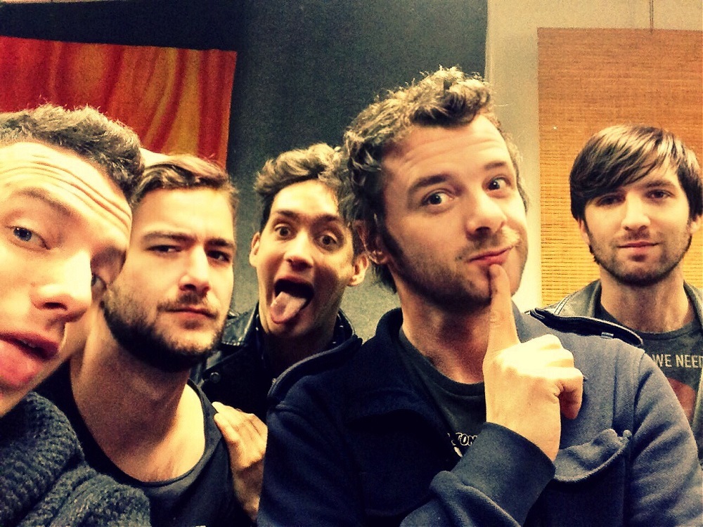 Budapesten nyitja meg a nyarat a The Carbonfools!