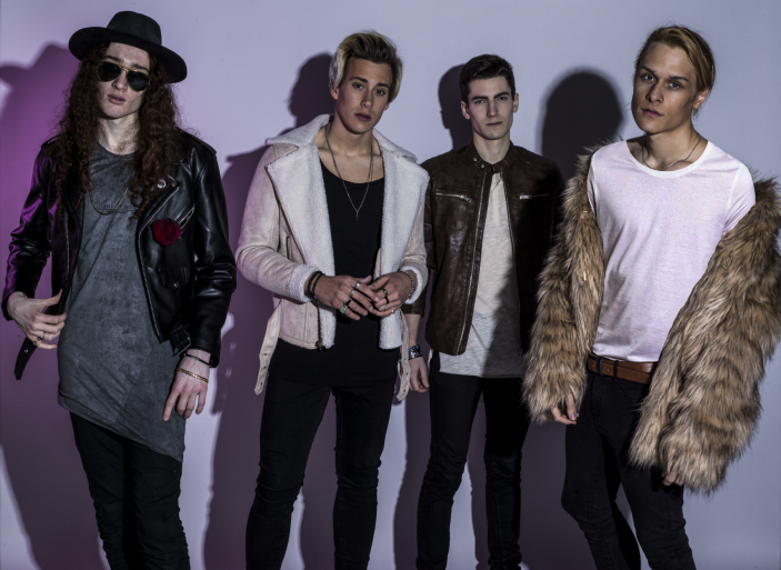 Klippremier – FLATBAND: Válasz