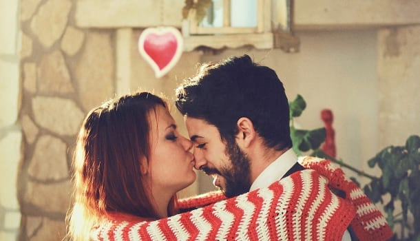 Miért szeretünk friss kapcsolatban lenni?