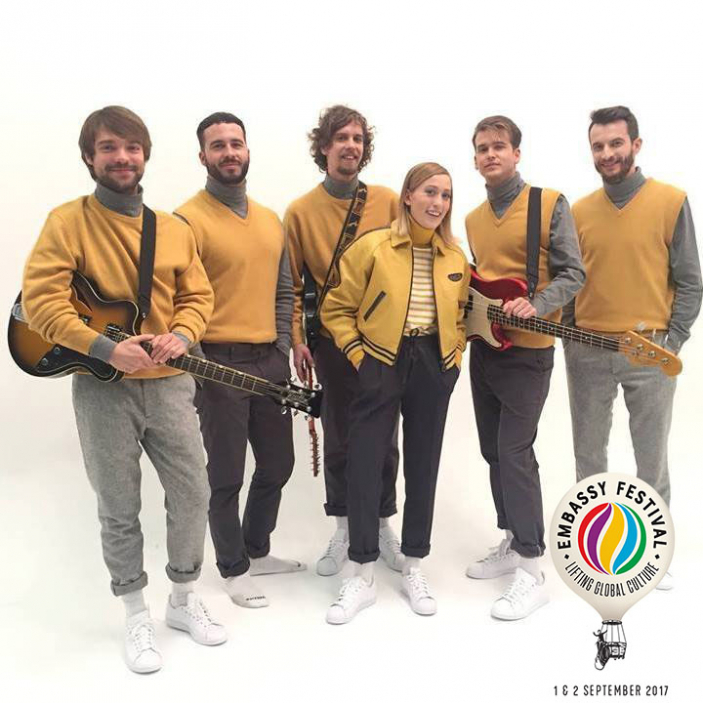 Visszatér Hágába a Blahalouisiana