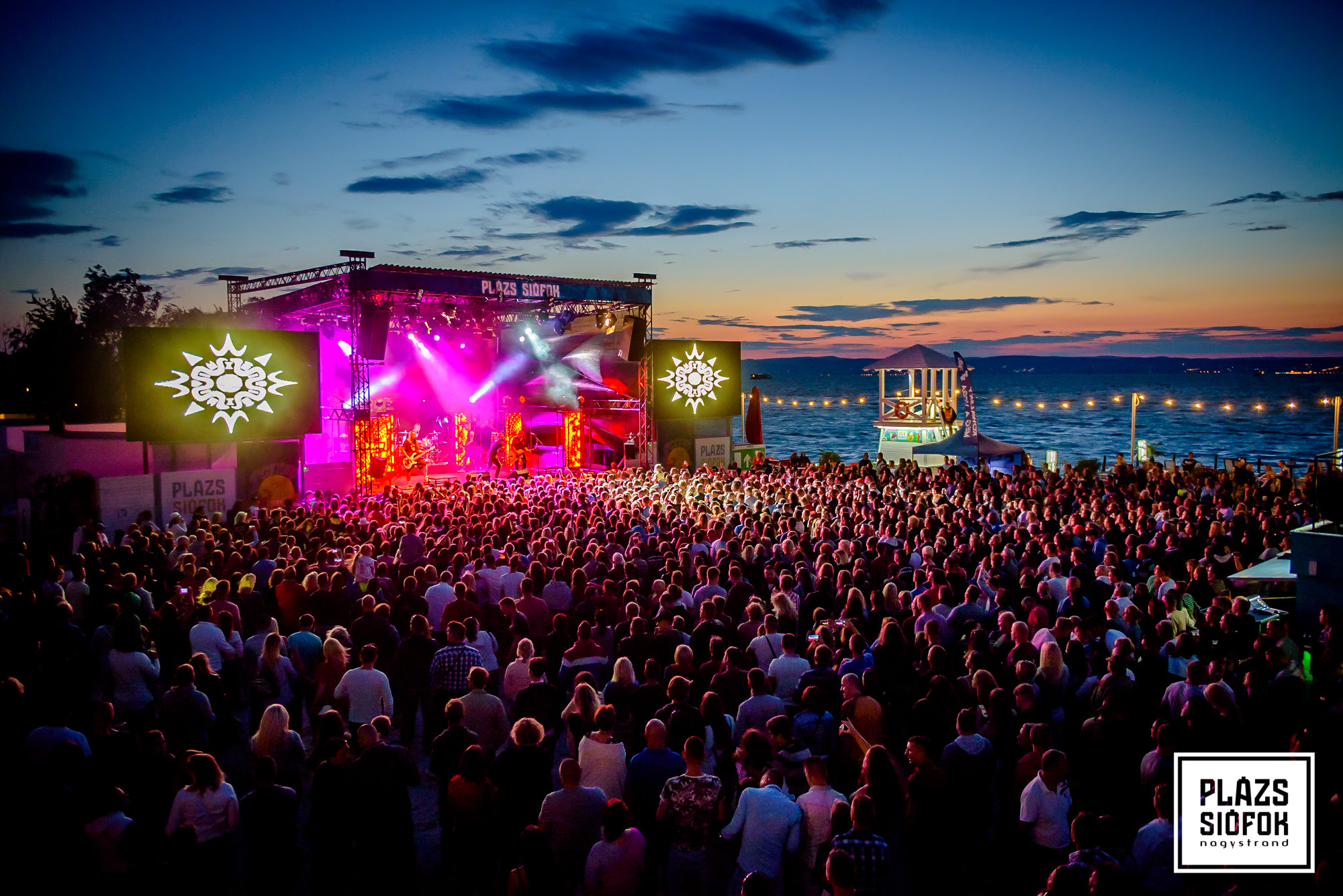 A TNT jótékonysági koncerttel zárja a PLÁZSt