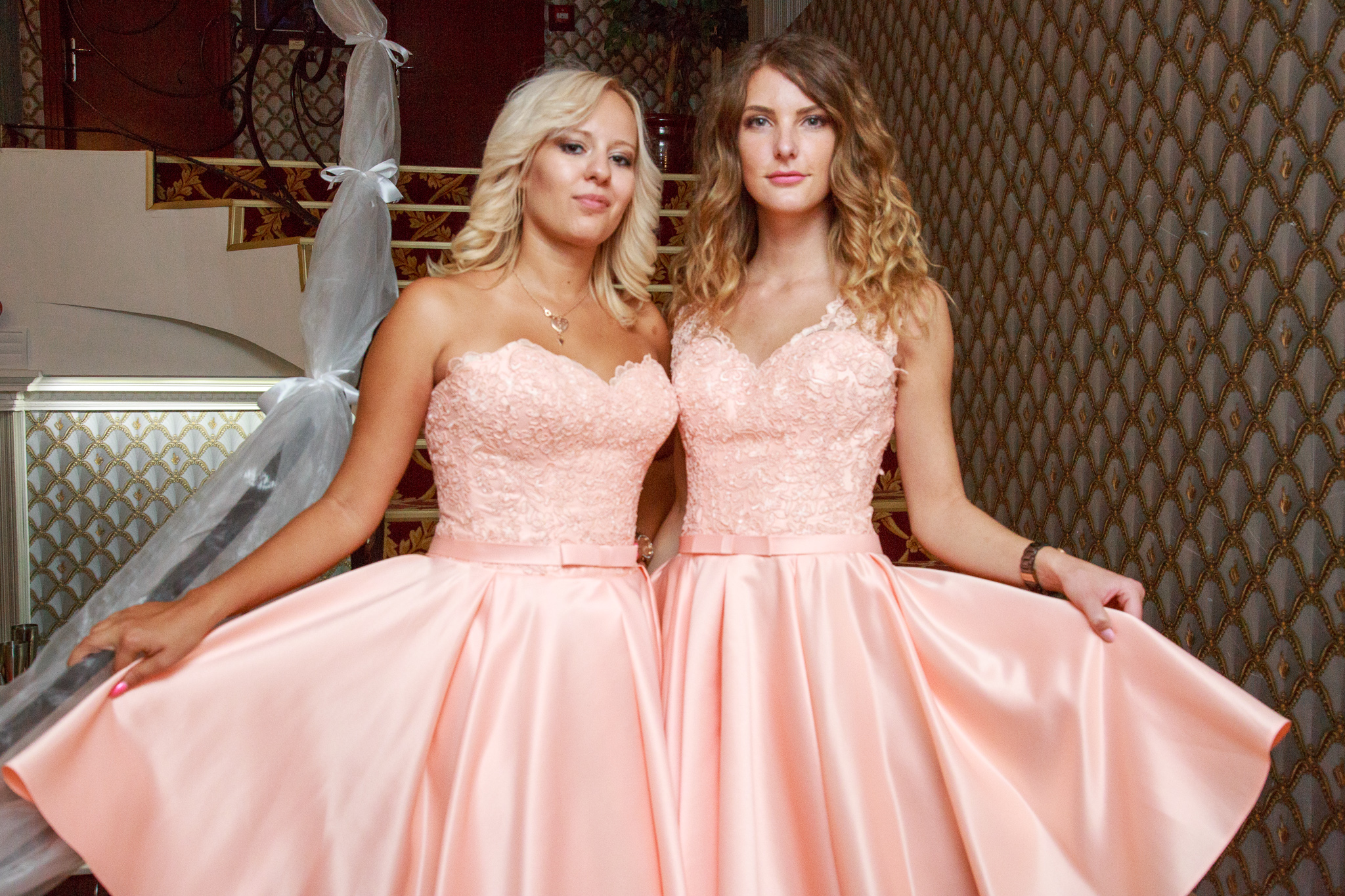 Koszorúslány lett a suli legmenőbb csaja!