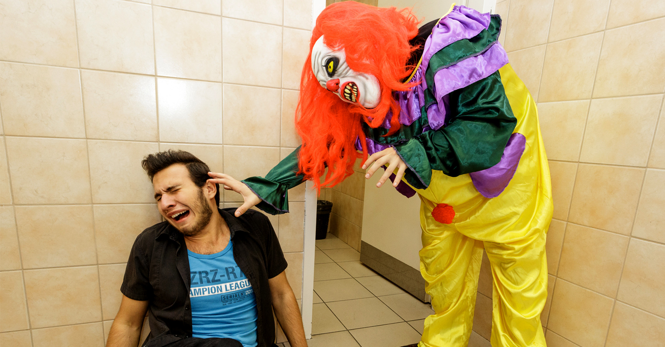 KÖZÉPSULI | Ki lehet a maszk alatt?