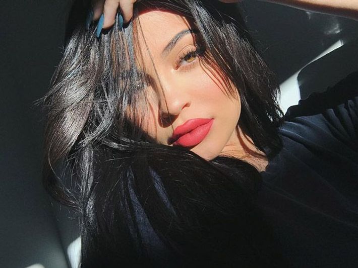 Újra Kylie Jenner a legfiatalabb milliárdos!