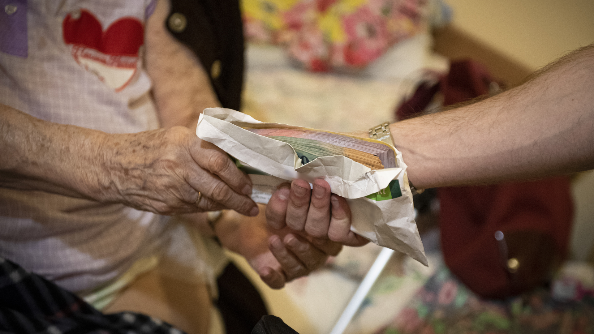 Folytatódnak az unokázós csalások