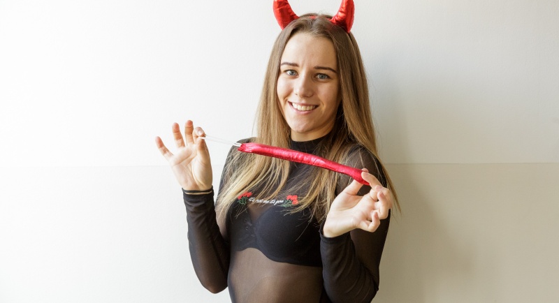 Dominika csak egyetlen takaróban?