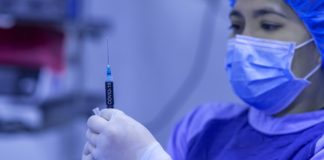 Újabb vakcinákat engedélyeztek