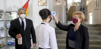 Így kezdődött el a mai érettségi – képek