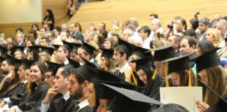 Idén mindenki kap diplomát, és bárki mehet diplomaosztóra!