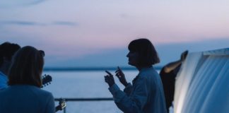 Lábas Viki szembe megy a rohanó világgal