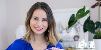 Ilyen őszi sminket sem láttál még Viszkok Fruzsin!